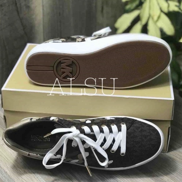 Michael Kors Poppy Lace Up mini MK Logo Blown W - Picture 5 of 8